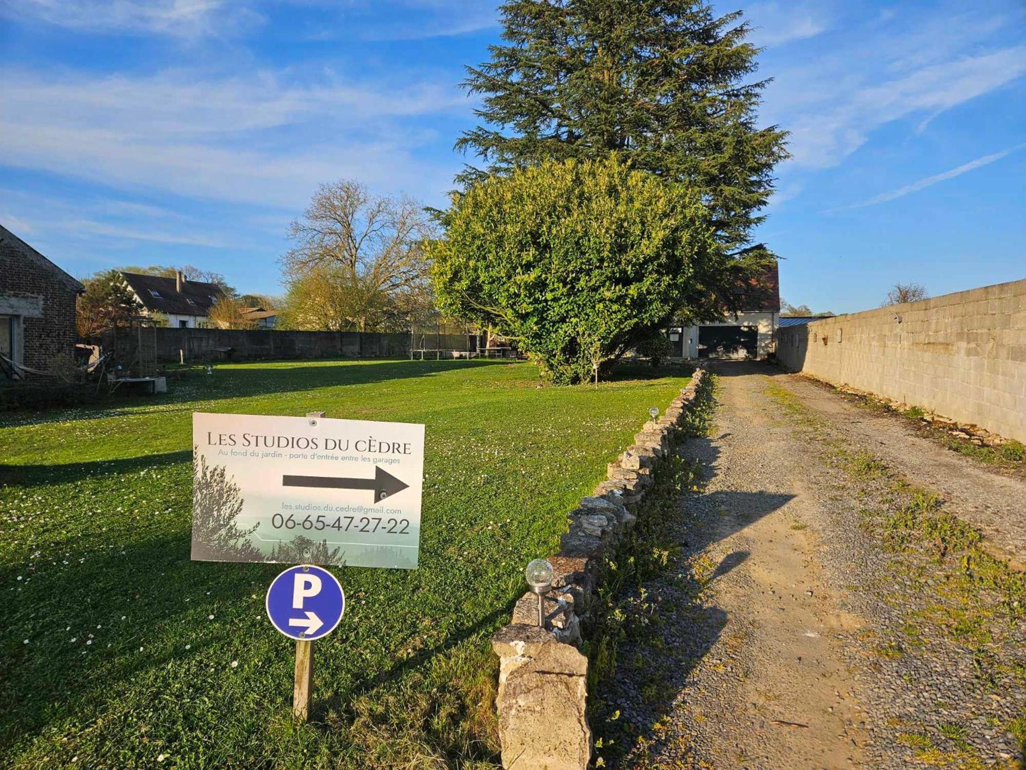 Studios Du Cedre Cuvilly Dış mekan fotoğraf